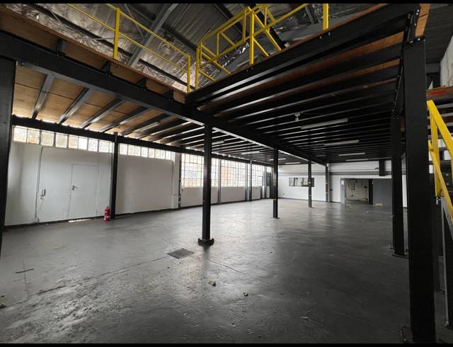 1,003M² WAREHOUSE TO LET IN STRIJDOMPARK